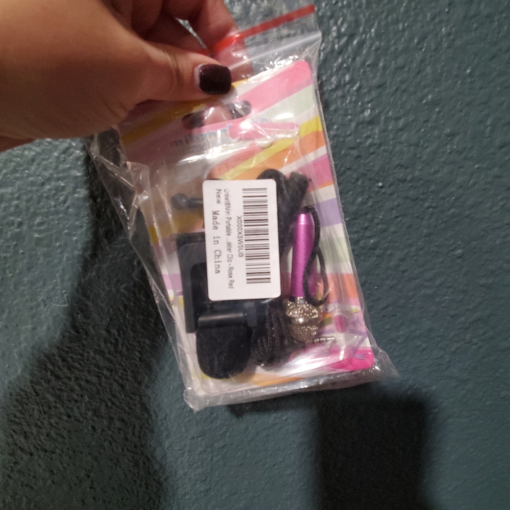 Pink mini mic.